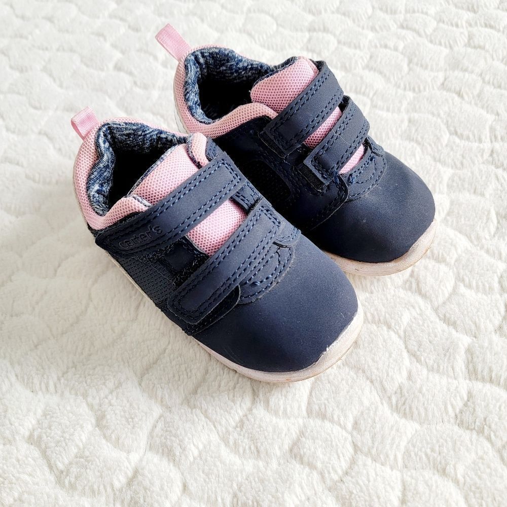 Carter's girls sneakers athletic shoes 5.5 navy pink